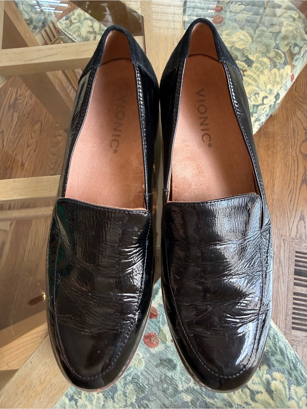 Vionic Black Patent Leather Slip-On womens’ Loafers